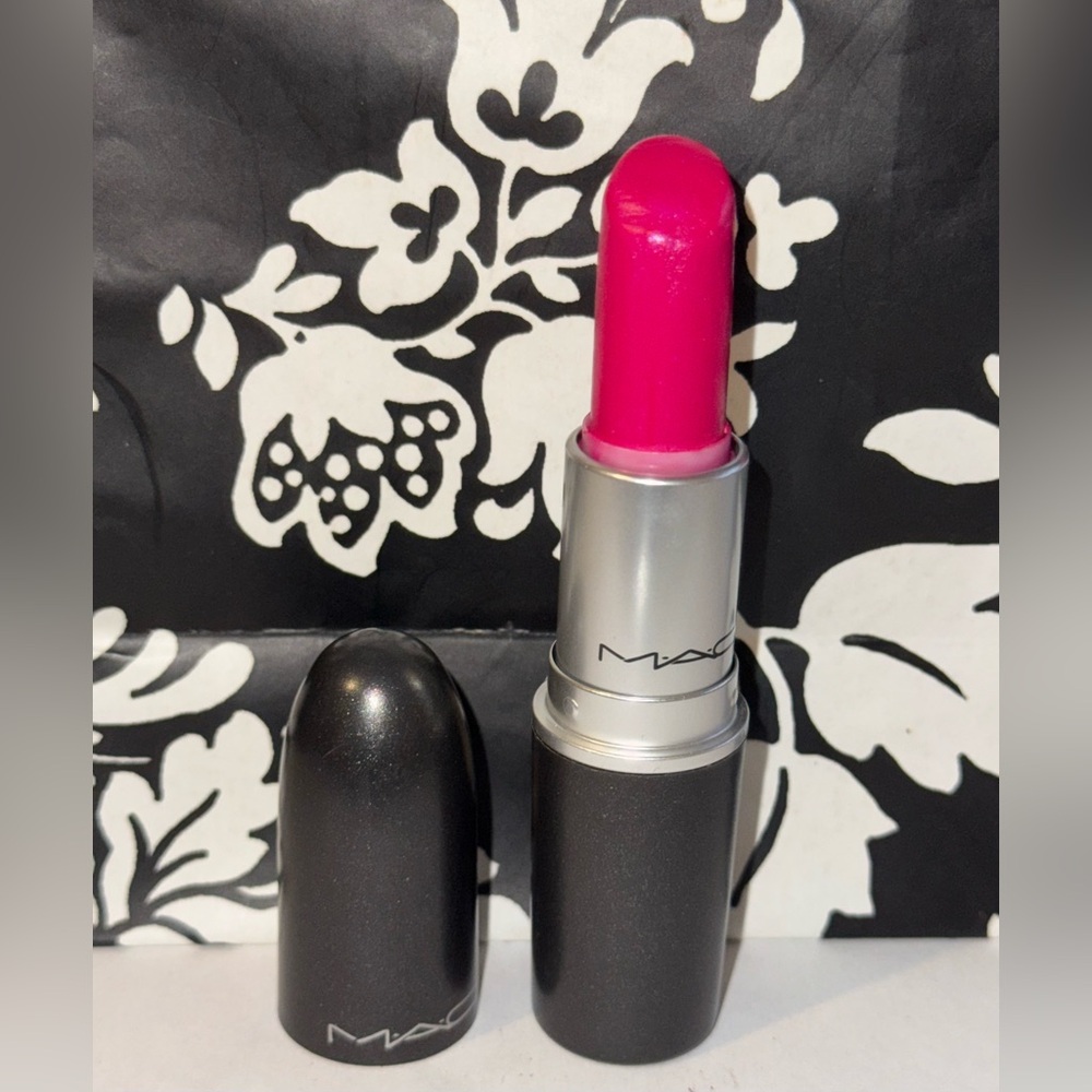 MAC Pink Poodle Lipstick